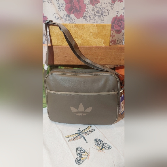 adidas Originals Other - adidas Originals Olive Gray Trefoil Crossbody Messenger
